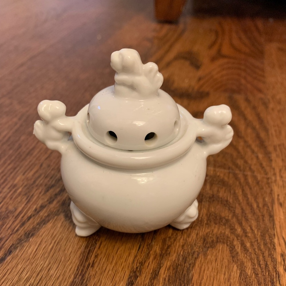 Vintage Japanese Foo Dog incense burner